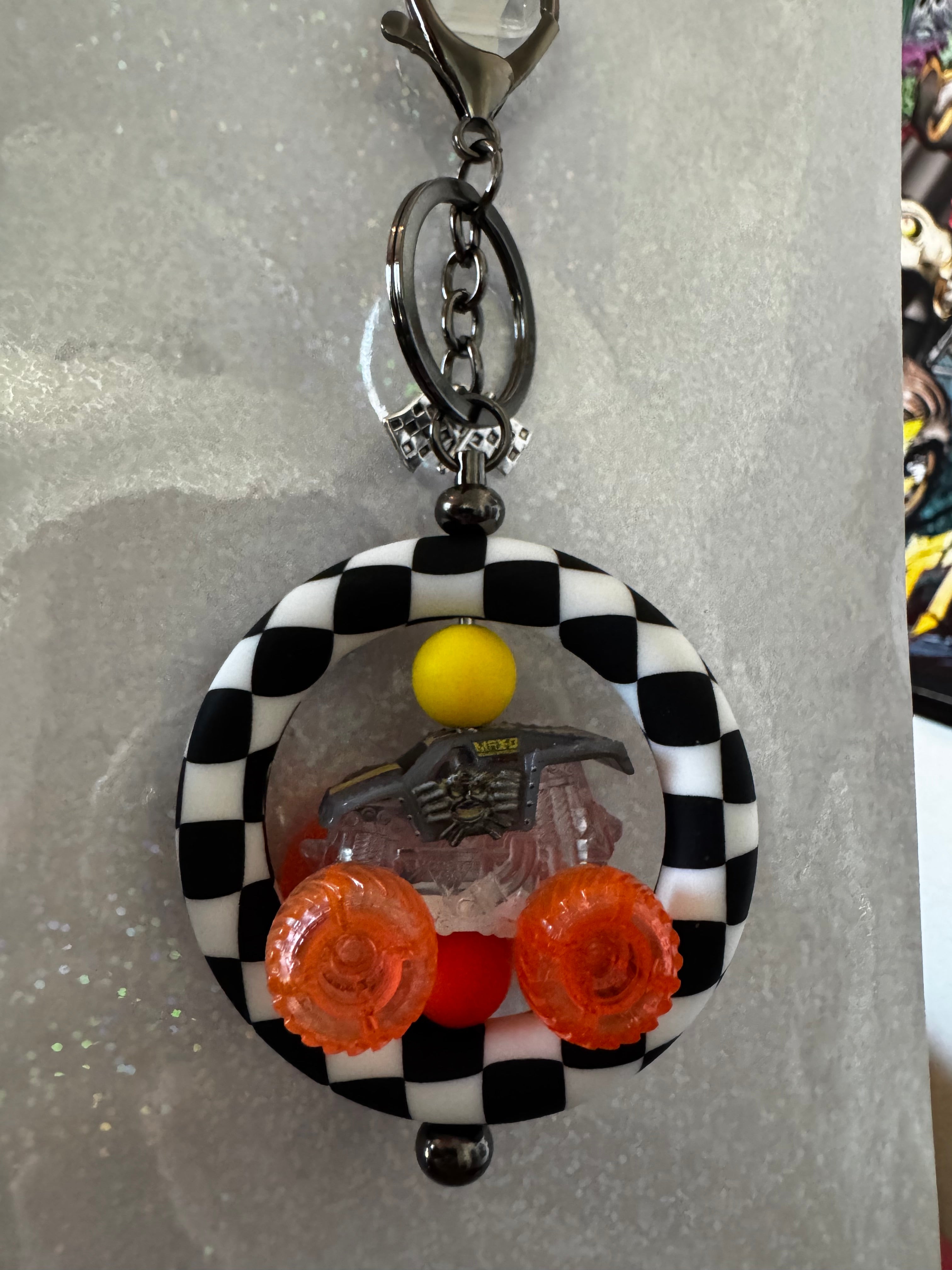 MJ mini Max D keychain